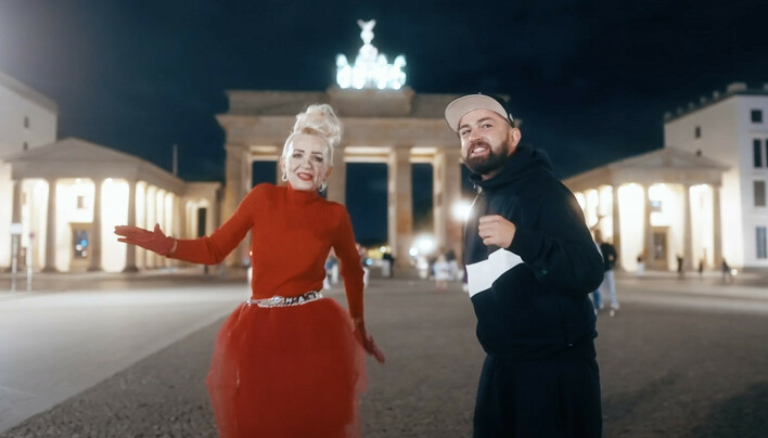 „Wariatem być„: Premiera teledysku DiDżeja Mietka i Pani Krysii - rodzinna współpraca na ekranie!