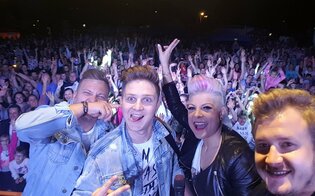 Warszawa eksplodowała! Piękni i Młodzi zrobili coś wyjątkowego | VIDEO