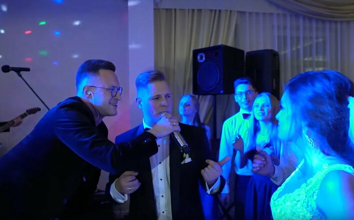 Wesele niczym ze snu! Uwielbiany zespól disco polo gościnnie u Karoliny i Patryka 