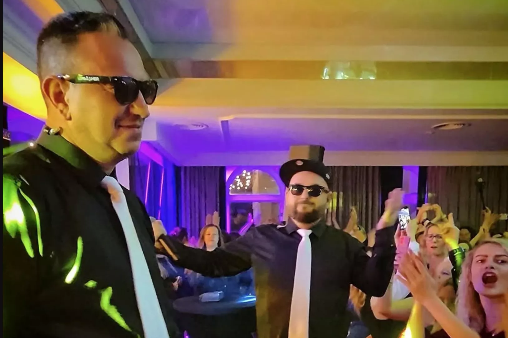 Wideo z Ladies Night pokazuje Long & Junior na scenie. Tak wyglądał koncert disco polo
