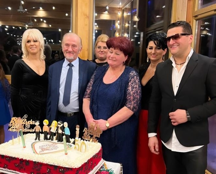Wielka impreza u Kordiana! Gwiazdor disco polo świętował HUCZNE urodziny i 50-lecie małżeństwa rodziców! To wyjątkowy moment!