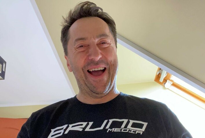 Wielki hit Marcina Millera BOYS w akustycznej wersji! Gwiazdor disco polo zaskoczył swoich fanów tym wykonaniem!