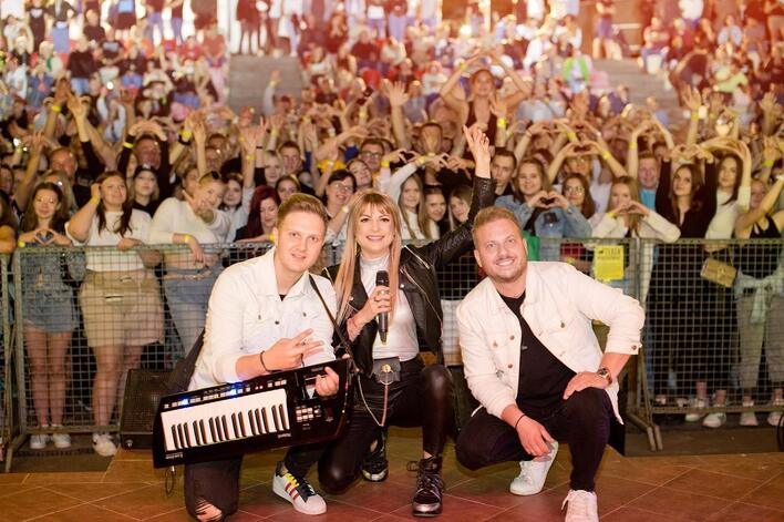 Wielki przebój disco polo „Czułe Słowa (My Oh My)„ w zupełnie nowym wydaniu!