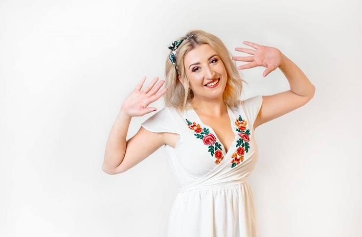 Wielki sukces znanej wokalistki disco polo! Gwiazda postawiła na samorozwój i zdobyła kilka dyplomów! 