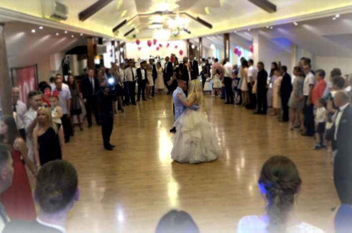 Wielki weselny przebój? Posłuchajcie propozycję na pierwszy taniec pt. "Ślubuję Ci (Dziękuję Ci)"