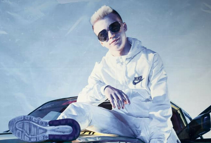 Wiosenna Gorączka na Parkiecie: Woners Zapowiada Coś Wielkiego! Klip powstanie za granicą! Polacy kochają to miasto! 

