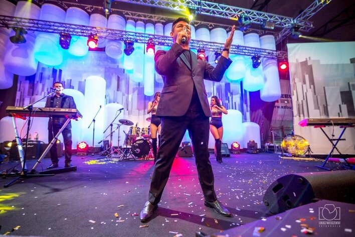 Włoska wersja największego przeboju disco polo! Posłuchaj hitu Zenka w innym języku