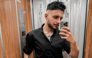 Wojtek „Levelon” Sarwa z Menelaos zaliczył koncertową wpadkę – fani nie mogli uwierzyć w to, co zobaczyli!

