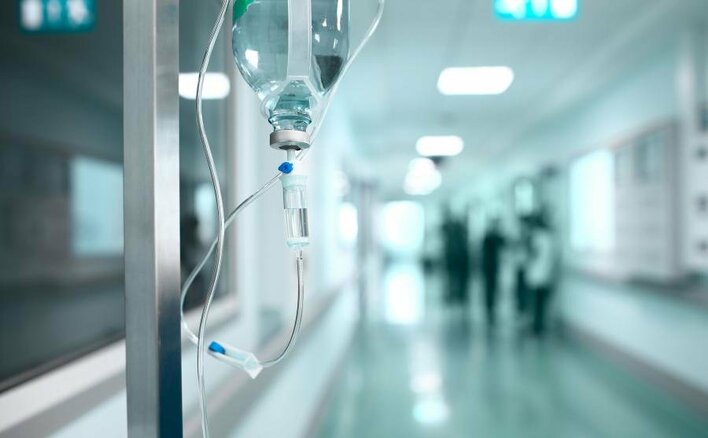 Wokalista disco polo trafił do szpitala „To jest masakra„