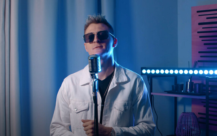 Wokalista disco polo w hicie Matta Palmera. Cover bliski oryginałowi?