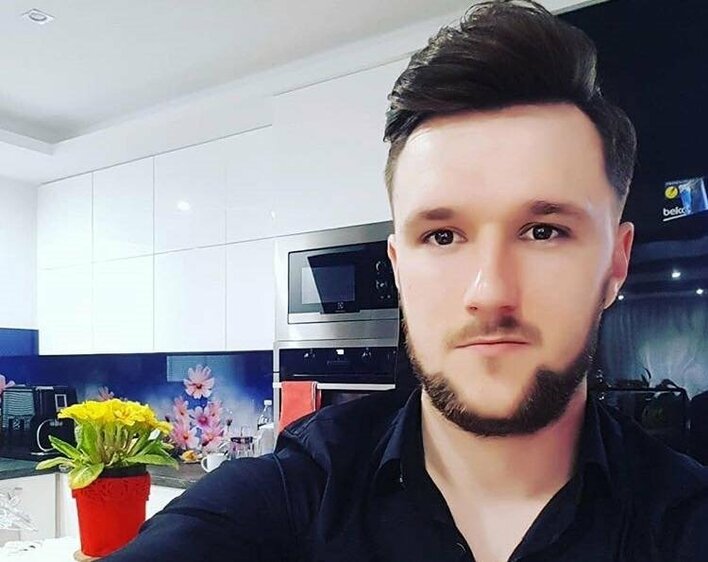 Wokalista disco polo trafił do szpitala! Niezbędna była operacja!