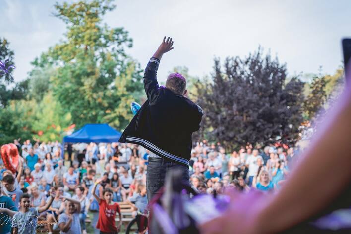 Wokalista disco polo zaskoczył internautów! Ty również lubisz gdy Twój partner złości się na Ciebie?