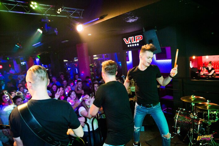 Wokalista disco polo zaskoczył osobliwą nowiną. Internauci dobitnie to skomentowali! 