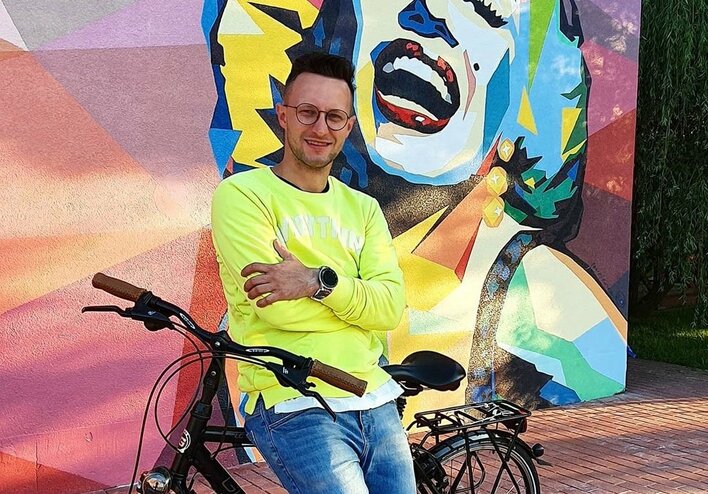 Wokalista disco polo zauroczył fanów zdjęciem z córką! Są podobni jak dwie krople wody!