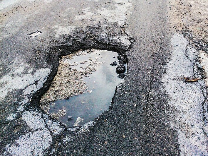 Wokalista na drodze otarł się o śmierć