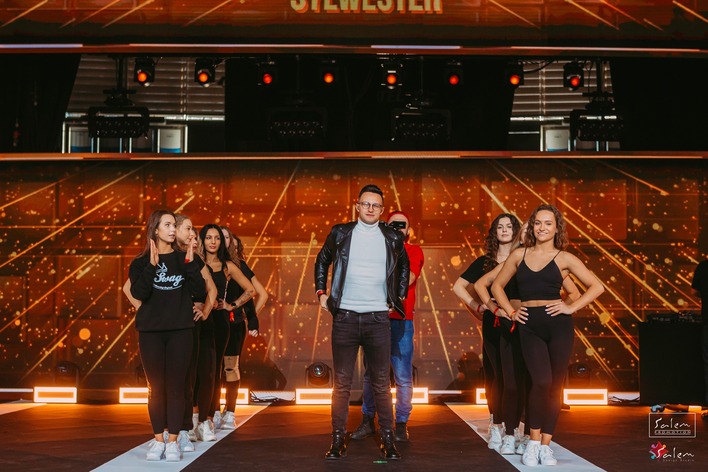 Kuba Urbański Playboys spełnia marzenia?! Gwiazdor disco polo otwiera swoim fanom drzwi do kariery! 