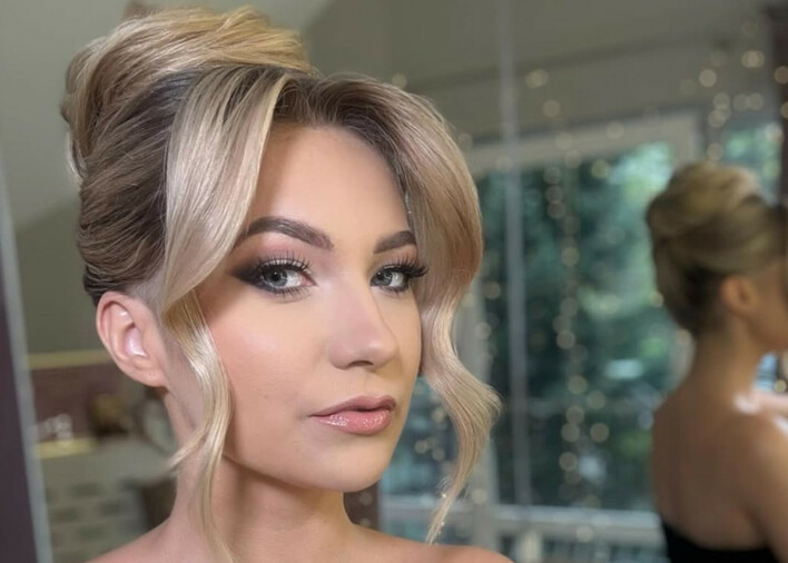 Wokalistka Cola zaśpiewała ”Gdy nadejdzie noc” na żywo! Ten występ porwał publiczność i rozgrzał sieć