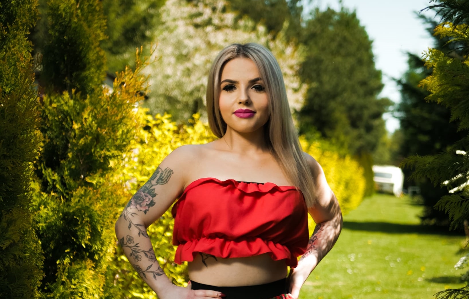 Wokalistka disco polo Ewelina Garzeł, czyli Folk Lady odkrywa swoje tatuaże! Zobacz jak pięknie prezentuje się na najnowszym zdjęciu!