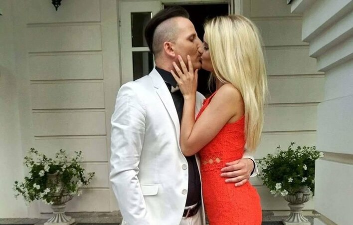 Wokalista disco polo szczęśliwie zakochany! Marzy o dwójce dzieci i ślubie!