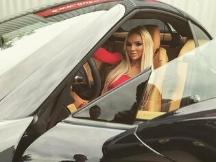 Najlepsze ciało w branży?! Wokalistka disco polo w skąpym bikini! Jej krągłości zachwyciły internautów!