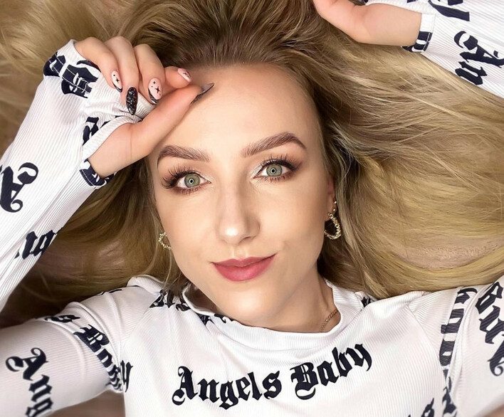 Wokalistka disco polo zachwyca zdjęciem z łóżka! Fani: „Jesteś aniołem w ciele pięknej kobiety„