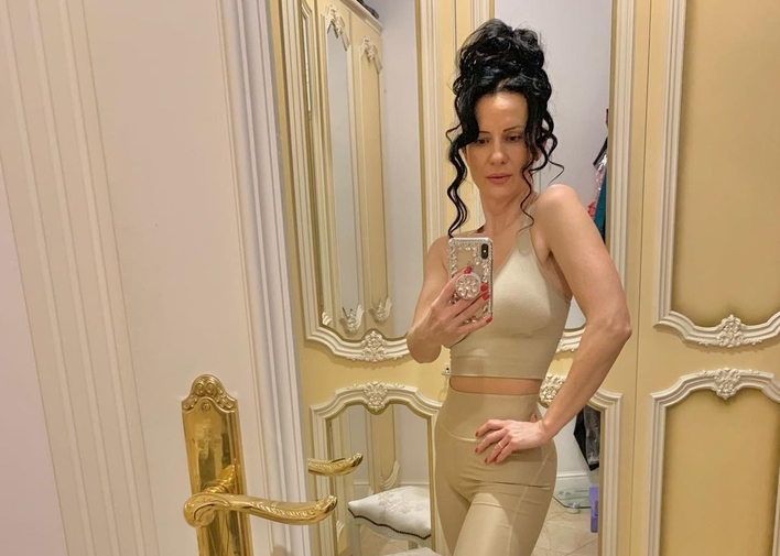 Gwiazda disco polo olśniła w skąpej stylizacji! Nie każdy by się na nią odważył! 