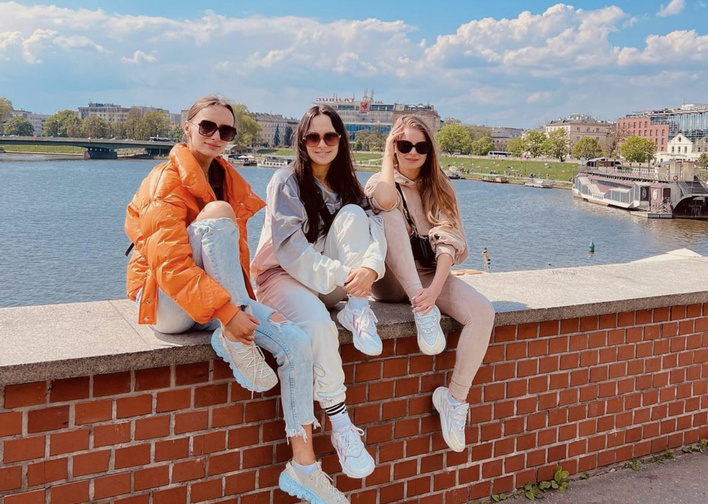 Wokalistki zespołu Szpilki odsłoniły długo skrywane sekrety! Gwiazdy disco polo wyjawiły datę premiery nowej produkcji! Szykuje się wielki hit?!