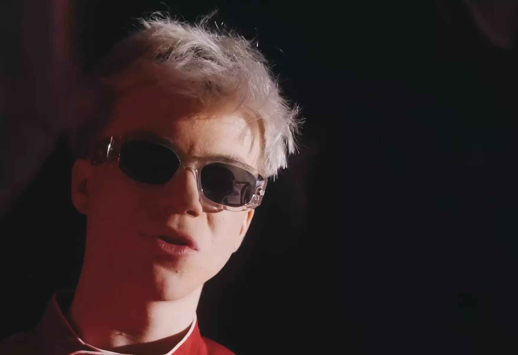 WonerS wypuścił „Zanim odejdziesz” i od razu zrobiło się głośno. Nowa piosenka robi wrażenie