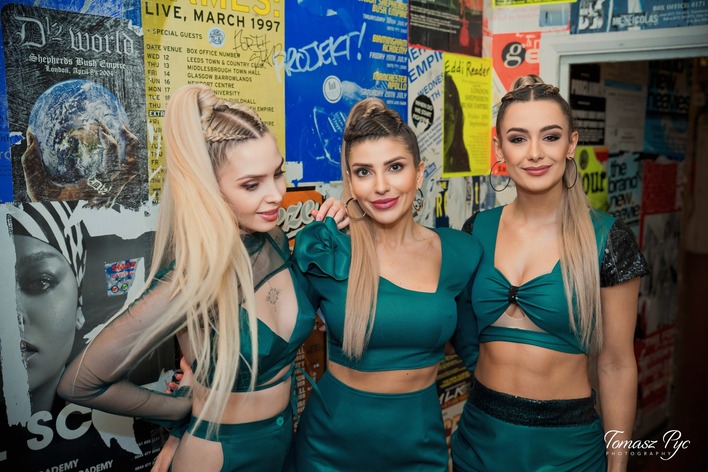 Ogromna suma na koncie gwiazd disco polo Top Girls! Wokalistki mogą otwierać szampana!