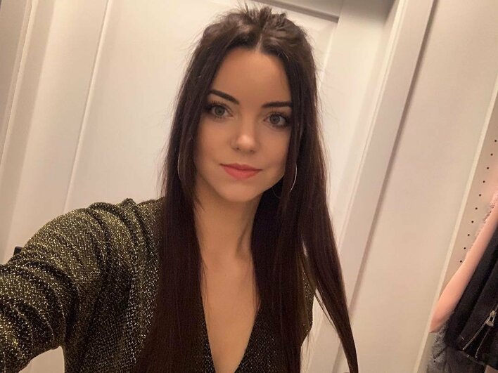 Internauci zachwyceni kocim bikini gwiazdy! Uwielbiana wokalistka disco polo założyła kostium w panterkę!