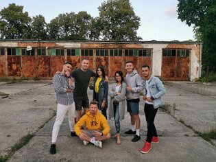 Wyczekiwana premiera grupy disco polo Boys Band  trafiła do sieci! "Powiedz mała" nowym hitem?