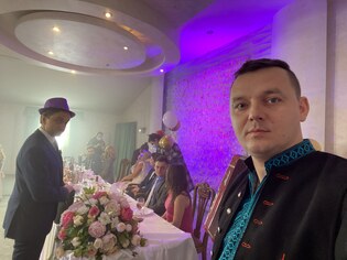 Wesele z piekła rodem?! Gwiazdor disco polo szczerze o zabawie i Młodych! 