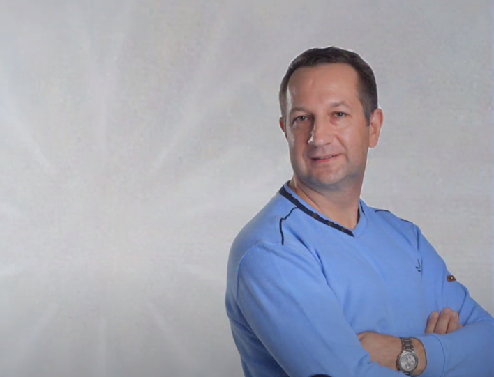 Wyjątkowa premiera od uwielbianej legendy disco polo! Artysta w klasycznej postaci znów króluje na salonach!