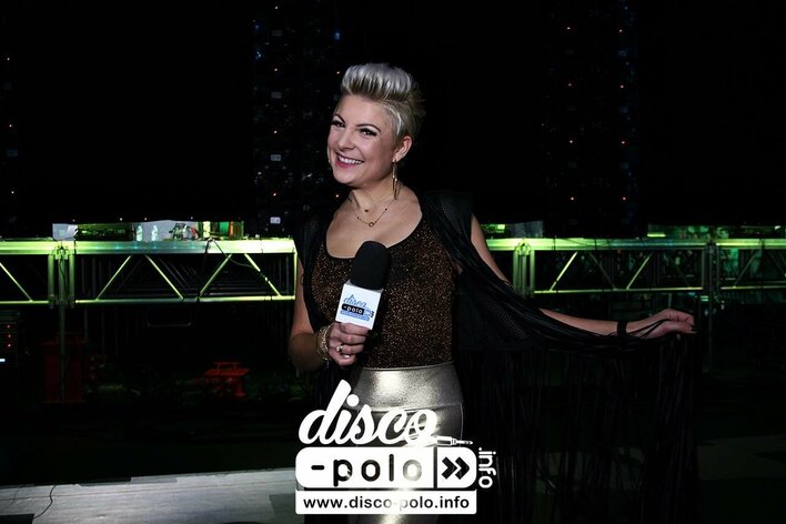 Wyjątkowe wyznanie podczas koncertu disco polo w Kadzielni! Magda Narożna zadedykowała utwór córce! 