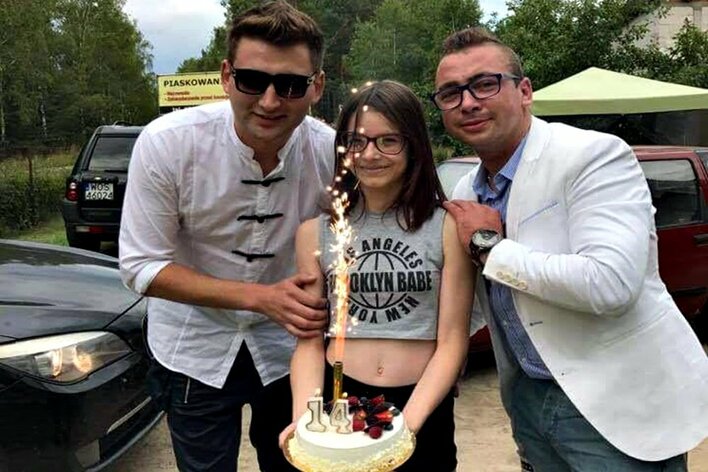 Wyjątkowy dzień! "Wpadliśmy z tortem i najlepszymi życzeniami"