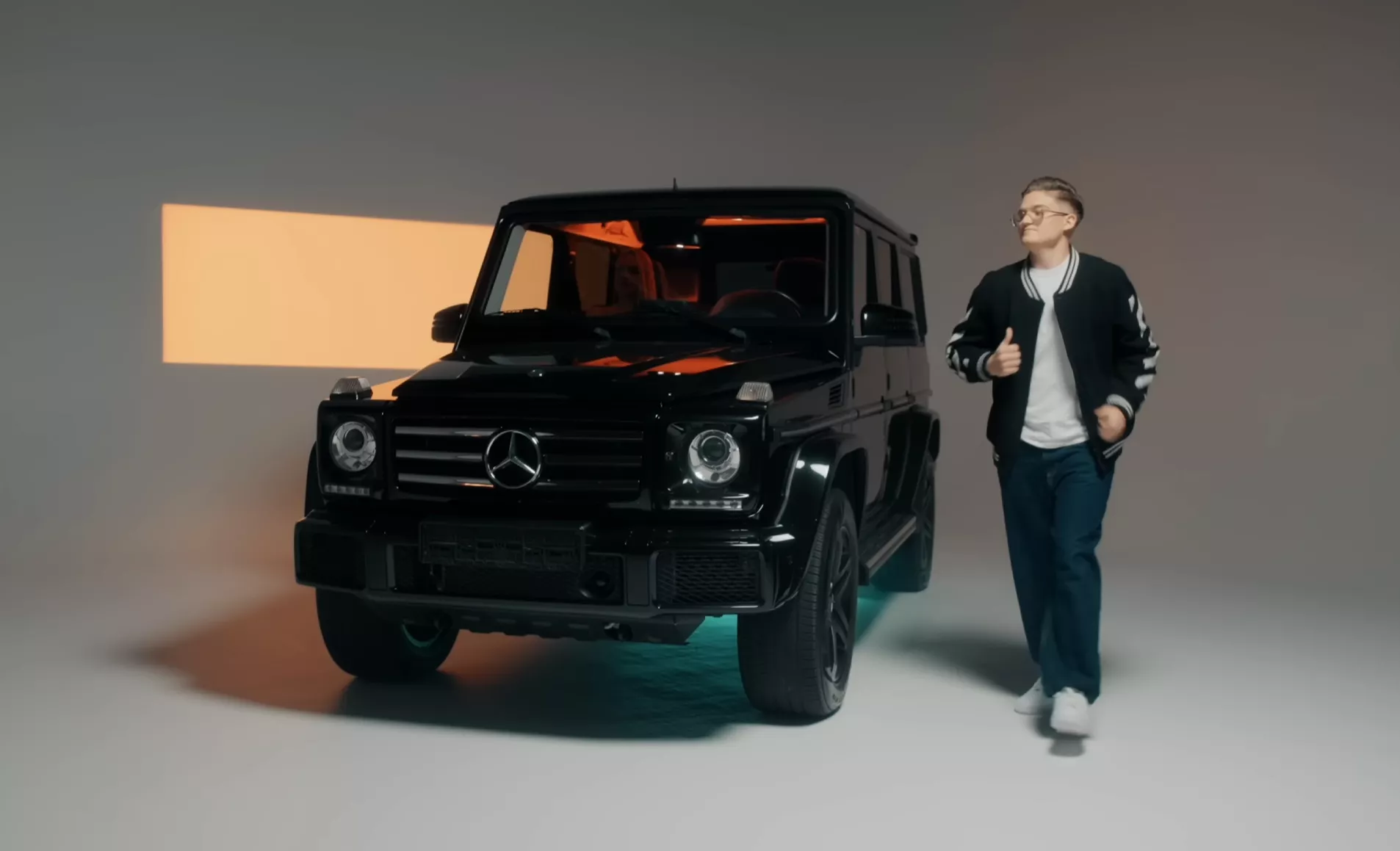 Wystarczył jeden singiel. MAXone z „Tańczysz dla mnie" rozgrzał scenę disco polo do czerwoności