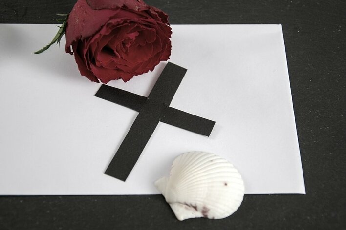 Wzruszające pożegnanie wokalisty disco polo, który utopił się podczas wieczoru kawalerskiego! Łzy cisną się do oczu. 