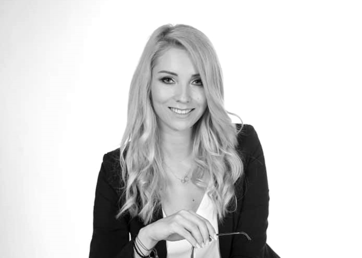 Wzruszające pożegnanie wokalistki disco polo! Branża rozpacza po śmierci Agnieszki Mazurek!