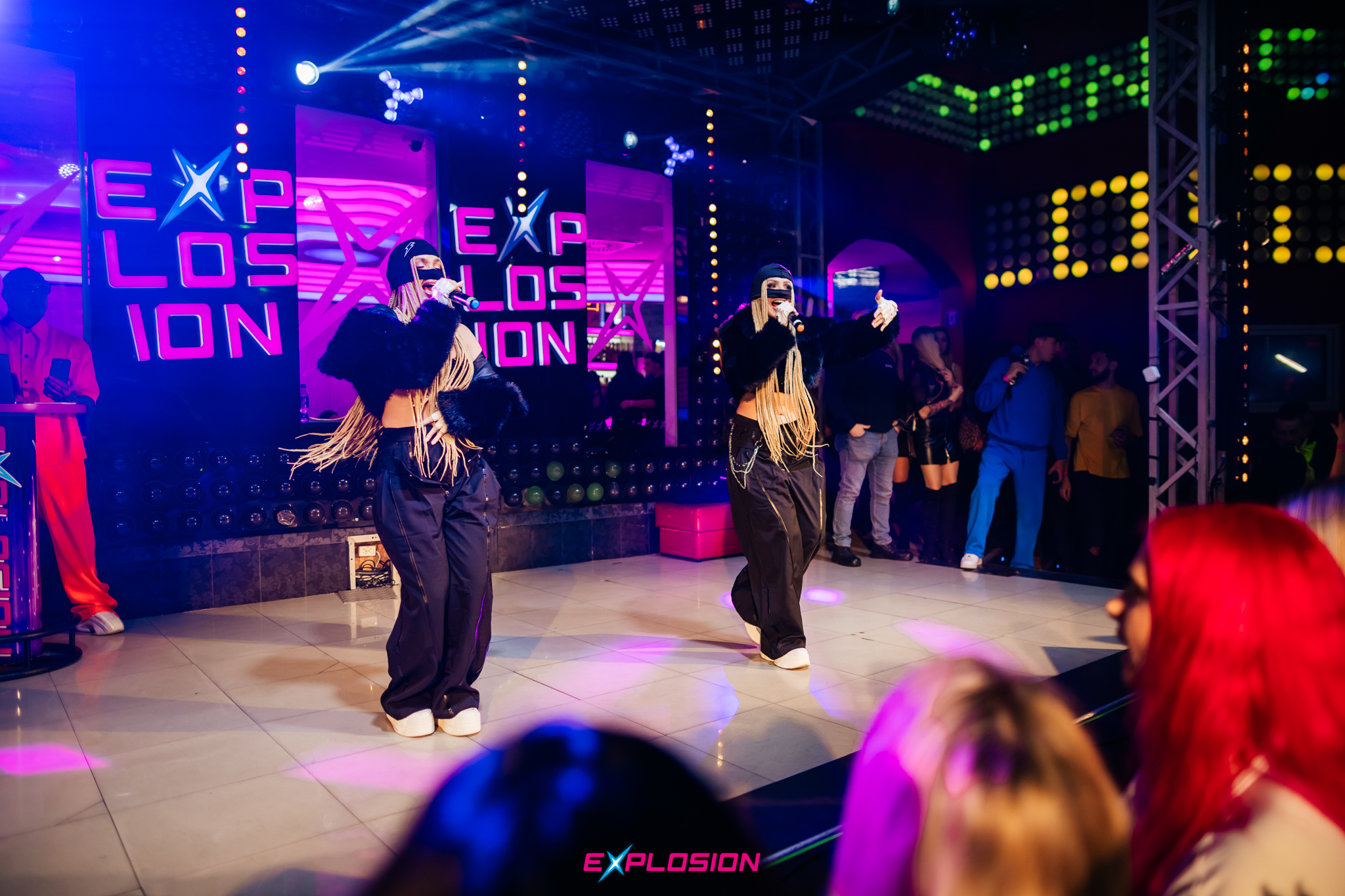 XOXO wystąpiły w klubie Explosion w Warszawie! Piękne bliźniaczki dały czadu 