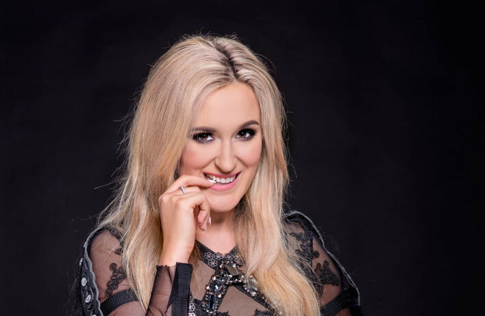 Z ostatniej chwili! Wokalistka disco polo ma koronawirusa! Jesika zmuszona do odwołania koncertów