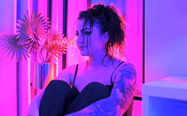 Zakochana Ann i jej gorąca premiera pt. „Nie zostawię Cię„! 