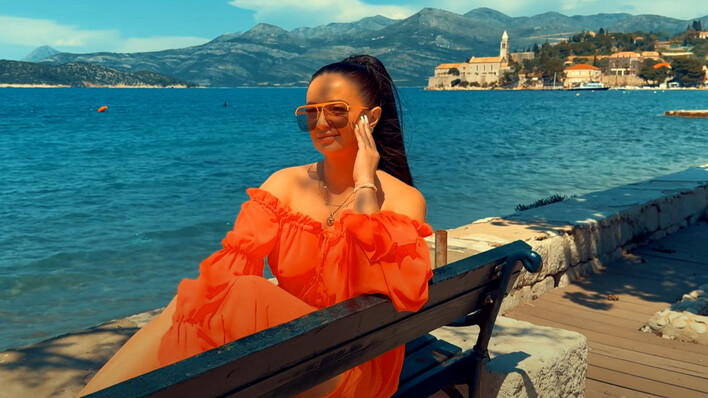 Zakochana w Życiu z emocjonalną premierą ”Zamknij Drzwi” – wyjątkowy klip nagrany w bajecznej Chorwacji

