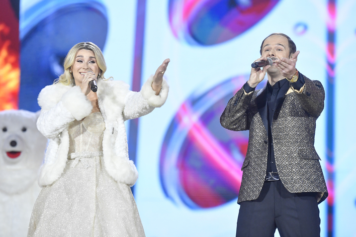 Co za stroje! Sławomir i Kajra na żywo! To był genialny występ! Zobaczcie live prosto z Sylwestra Marzeń z Dwójką