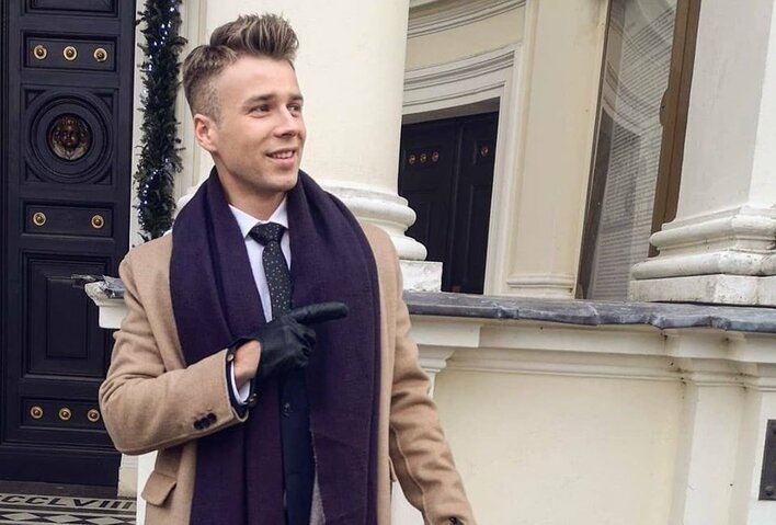 Gwiazdor disco polo zalany krwią! Przerażający widok! Jego twarz jest poturbowana! 