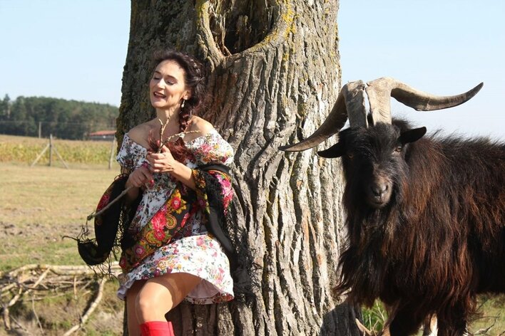 Zanoza nagrała klip do singla "Kalinka Wódeczka" - znów zaskoczy?! 