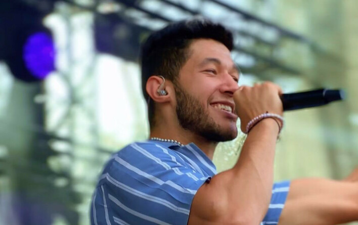 Ogień na scenie! Gwiazdor disco polo Kamil Kossakowski zrobił wielkie show! Ten koncert DiscoBoys zapamiętają na długo VIDEO