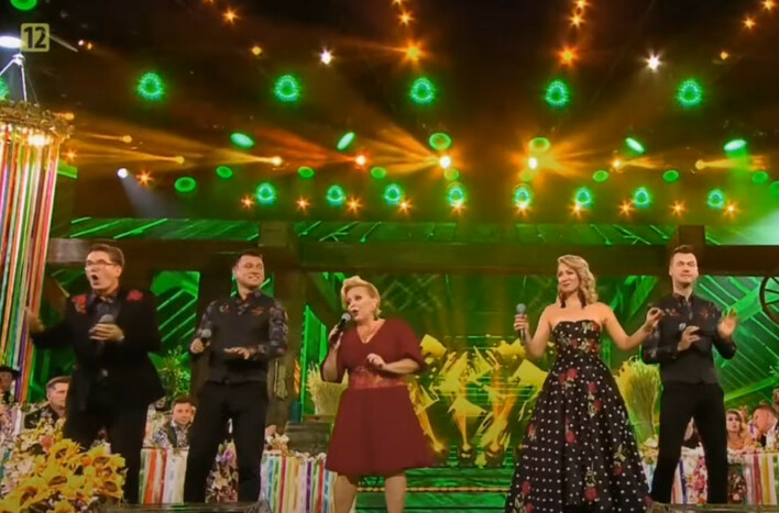 Sławomir Świerzyński i Bayer Full skradli tym HITEM telewizyjne show! „Zasiali górale„ na żywo 

