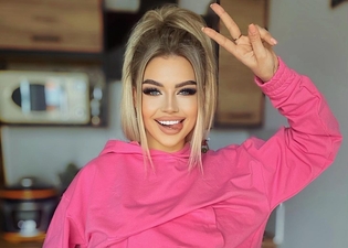 Popularna i prześliczna gwiazdeczka disco polo rozpaliła swoim ciałem zmysły fanów. Ona jest jak bogini!