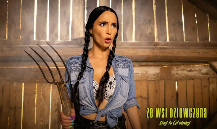 Daj To Głośniej zaskakują nową produkcją „Ze wsi dziewczyna„! To będzie kolejny HICIOR? Zobacz przedpremierę!
