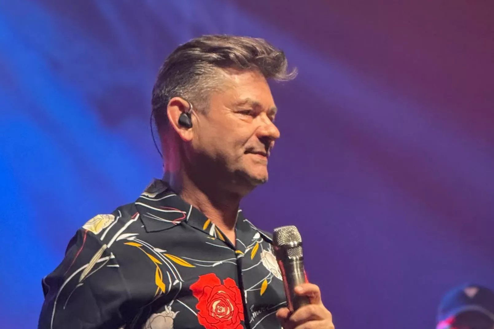 Zenek bez ściemy na scenie. Zenon Martyniuk „Mandacik” na żywo w Oławie i nagranie, które zamyka usta hejterom